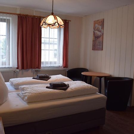 Landhotel "Lichte Aue" Lichtenau Stutzengrun 외부 사진