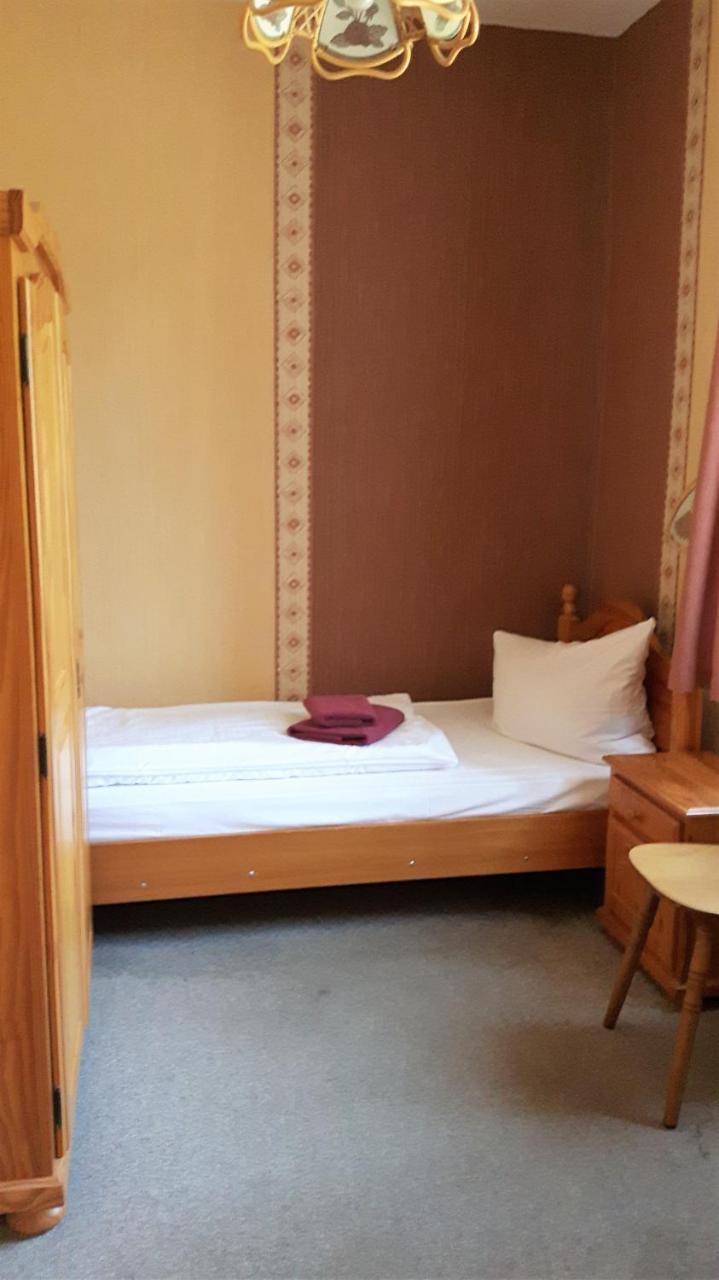 Landhotel "Lichte Aue" Lichtenau Stutzengrun 외부 사진